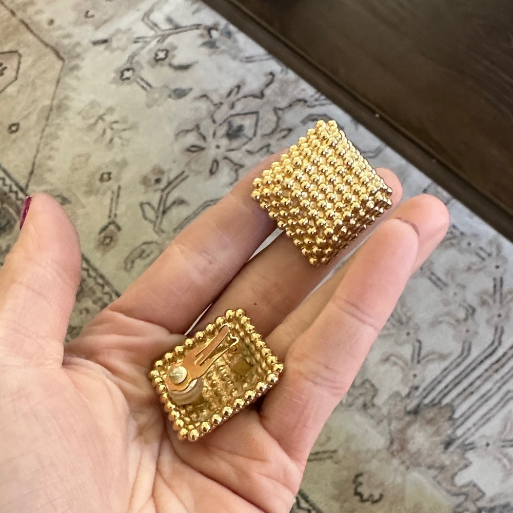 Elegant Gold Beaded Square Earrings - Picture 3 of 5